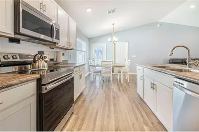 941 Aruba Avenue, Mulberry, FL 33860 - Photo 3