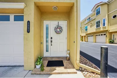 1061 Pinellas Bayway S, Saint Petersburg, FL 33715 - Photo 3