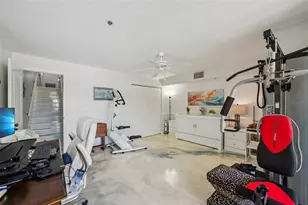 1061 Pinellas Bayway S, Saint Petersburg, FL 33715 - Photo 53