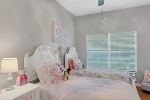 411 Ridge View Dr, Davenport, FL 33837 - Photo 15