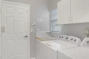 411 Ridge View Dr, Davenport, FL 33837 - Photo 23