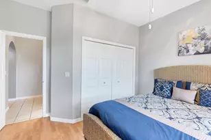 411 Ridge View Dr, Davenport, FL 33837 - Photo 7