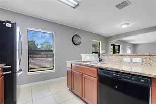 5660 Elsinore Way, Lakeland, FL 33805 - Photo 19