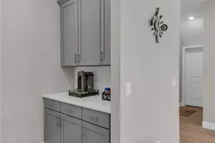 2081 Derwent Dr, Davenport, FL 33896 - Photo 9