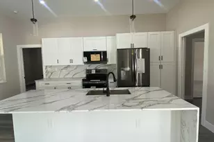 105 Blue Moon Ave, Lake Placid, FL 33852 - Photo 5