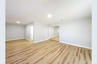 2112 NE 7th Avenue, Gainesville, FL 32641 - Photo 23