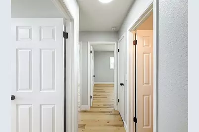 2112 NE 7th Avenue, Gainesville, FL 32641 - Photo 47