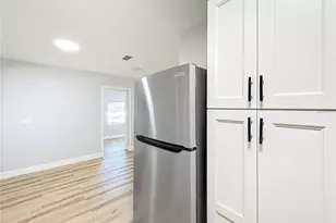 2112 NE 7th Ave, Gainesville, FL 32641 - Photo 19