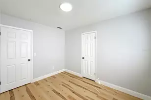 2112 NE 7th Ave, Gainesville, FL 32641 - Photo 29