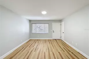 2112 NE 7th Ave, Gainesville, FL 32641 - Photo 13