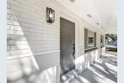 2112 NE 7th Avenue, Gainesville, FL 32641 - Photo 9