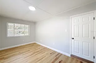 2112 NE 7th Ave, Gainesville, FL 32641 - Photo 41