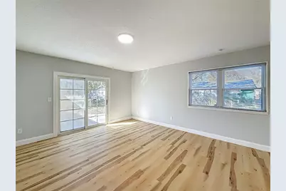 2112 NE 7th Avenue, Gainesville, FL 32641 - Photo 21