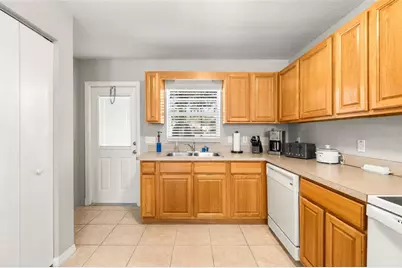3630 NE 8th Place #304, Ocala, FL 34470 - Photo 17