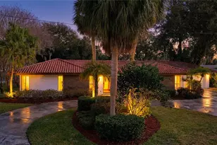 2646 Newport Ave, Lakeland, FL 33803 - Photo 3