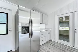 140 Orangewood Dr, Lake Wales, FL 33898 - Photo 11