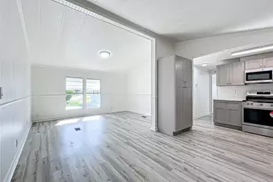 140 Orangewood Dr, Lake Wales, FL 33898 - Photo 9