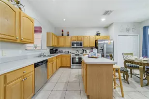 8601 La Isla Dr, Kissimmee, FL 34747 - Photo 9