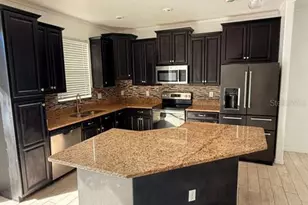 6374 Torrington Cir, Lakeland, FL 33811 - Photo 5