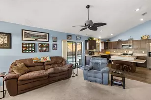 1011 Faircloth Ct, Oviedo, FL 32765 - Photo 13