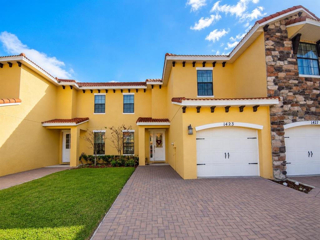 1423 Pacific Rd - 1423 Pacific Rd, Poinciana, FL 34759 Luxury Property | Jose Angel Pina