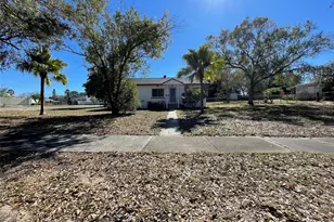 1240 Druid Cir, Lake Wales, FL 33853 - Photo 3