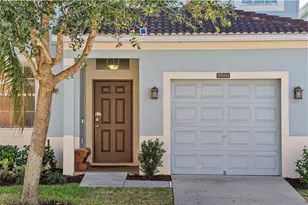 8960 Bismarck Palm Rd, Kissimmee, FL 34747 - Photo 5