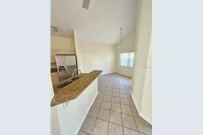 2654 Star Lake View Drive, Kissimmee, FL 34747 - Photo 9