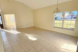 2654 Star Lake View Dr, Kissimmee, FL 34747 - Photo 11
