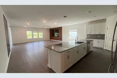 11701 Language Way, Orlando, FL 32832 - Photo 9