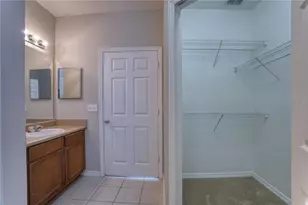 8225 Claire Ann Dr, Orlando, FL 32825 - Photo 15
