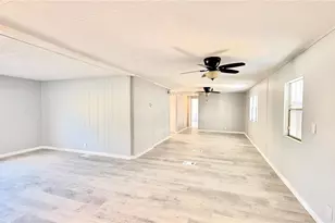 202 Caloosa Lake Cir S, Lake Wales, FL 33859 - Photo 5