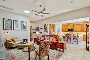 825 San Raphael St, Poinciana, FL 34759 - Photo 11