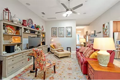 825 San Raphael St, Poinciana, FL 34759 - Photo 7