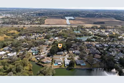 1707 Bayou Circle, Lakeland, FL 33803 - Photo 9