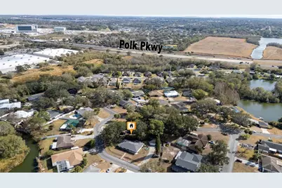 1707 Bayou Circle, Lakeland, FL 33803 - Photo 3