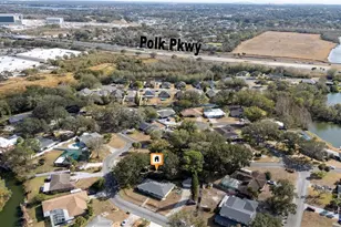 1707 Bayou Cir, Lakeland, FL 33803 - Photo 3