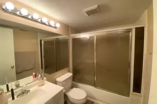 8213 Sun Spring Cir, Orlando, FL 32825 - Photo 11