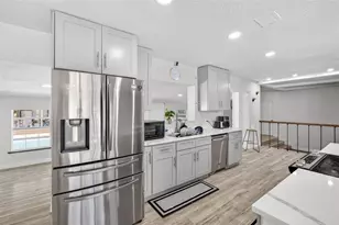 4121 White Heron Dr, Orlando, FL 32808 - Photo 9