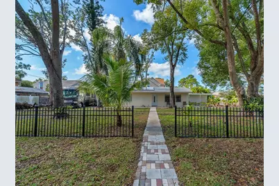 7684 Oakhurst Road, Seminole, FL 33776 - Photo 5