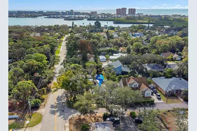 7684 Oakhurst Road, Seminole, FL 33776 - Photo 23