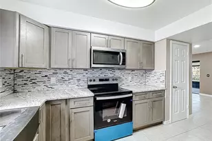 103 Alameda Dr, Kissimmee, FL 34743 - Photo 3