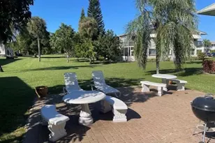 66 Easthampton, West Palm Beach, FL 33417 - Photo 7