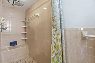 7002 Crestlake Dr, Orlando, FL 32819 - Photo 11
