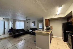 401 Fountainhead Cir, Kissimmee, FL 34741 - Photo 5