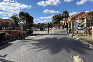 401 Fountainhead Cir, Kissimmee, FL 34741 - Photo 3