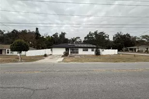 110 N Main Ave, Minneola, FL 34715 - Photo 3