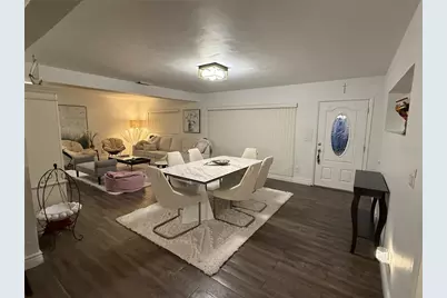 110 N Main Avenue, Minneola, FL 34715 - Photo 13