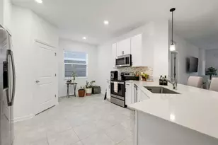 356 Heroic Rd, Davenport, FL 33837 - Photo 9