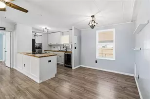 2320 Darby Ln, Saint Cloud, FL 34769 - Photo 9